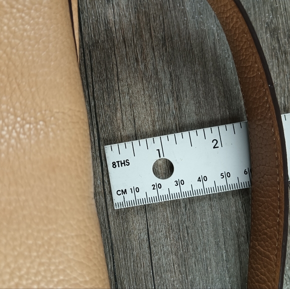 Coach Urbane Shoulder Bag No.C1420-32504 in Camel - Picture 11 of 11